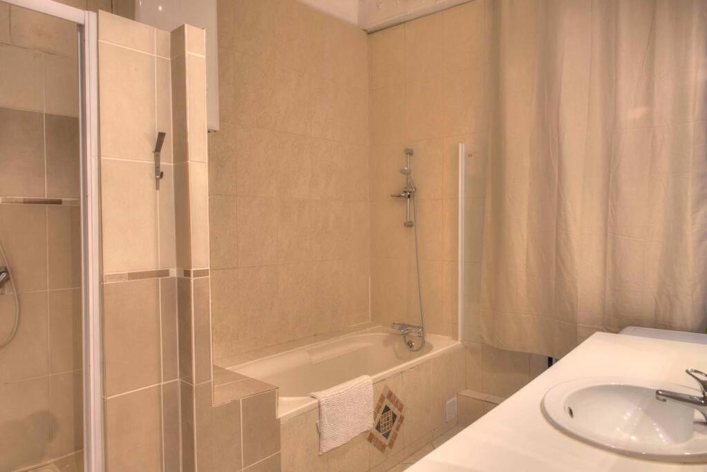 Tres Bel Appartement 6-8 Couchages Prado-Perier Marseille Exterior photo